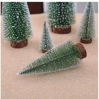 Kit 05 Mini Arvore Pinheiro 15cm Natal Nevada Lembrancinha Festa Natalina Decoração Enfeite Mesa empresarial