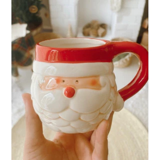LINDA CANECA EM PORCELANA COM ALTO RELEVO PAPAI NOEL 300ml.