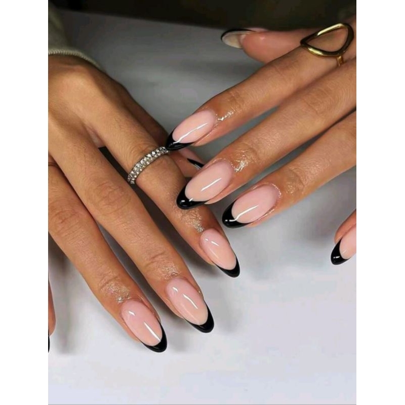 Unhas Postiças Médias Amêndoas Autocolantes com Pontas Pretas