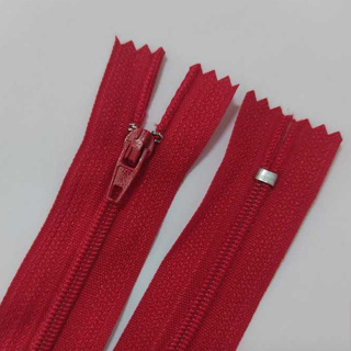 Zíper Nylon Comum 30cm Vermelho - 10 Unidades