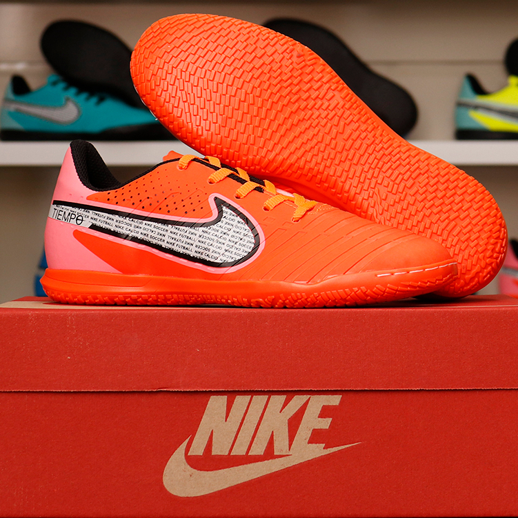 Chuteira Futsal CR7 Laranja Antiderrapante Alta performance Tenis Futsal Futebol de Salão Promoção Envio Rápido societ