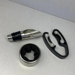 Kit Para Vinhos Top Útil Com Três Peças Nos Tamanhos 2x8Cm E 4x7Cm E 4Cm De Alta Qualidade Para Proporcionar Mais Praticidade em Oferta na Shopee