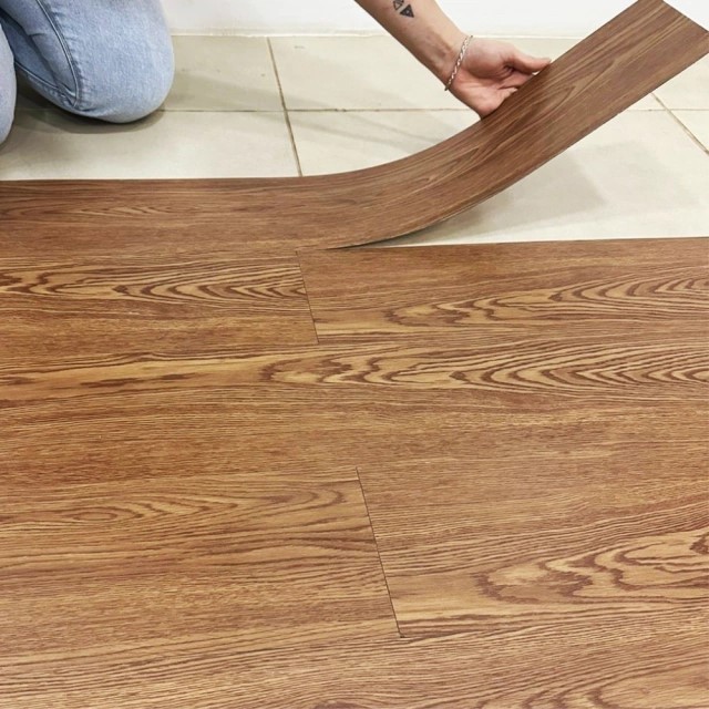 Piso Vinilico Autocolante Régua Madeira Cinza Caixa 1 M²