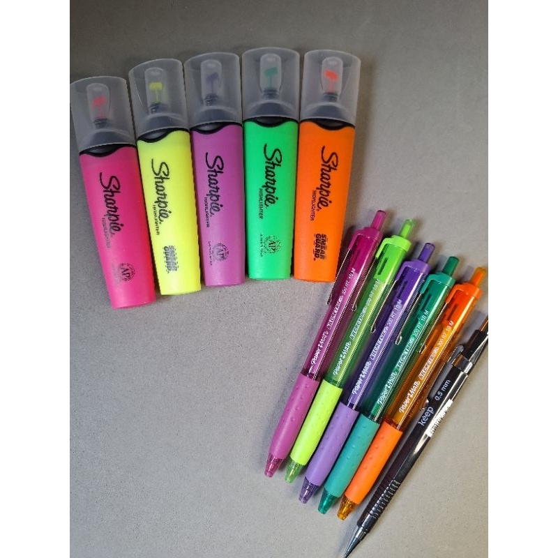 Conjunto Caneta Paper Mate kilometrica 300 RT + marca texto Sharpie ...