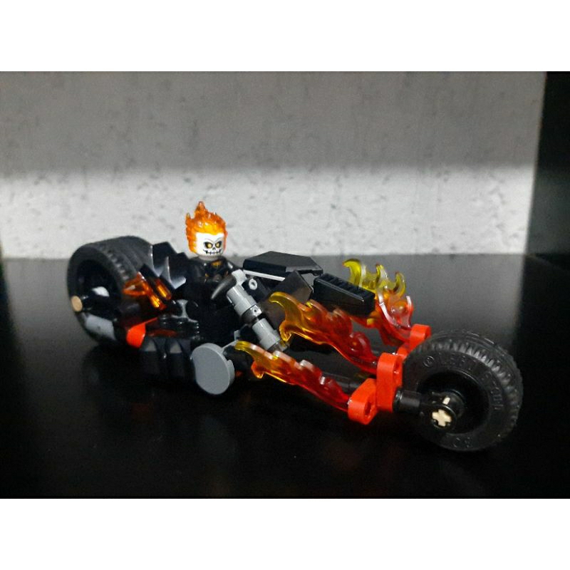 boneco lego motoqueiro fantasma