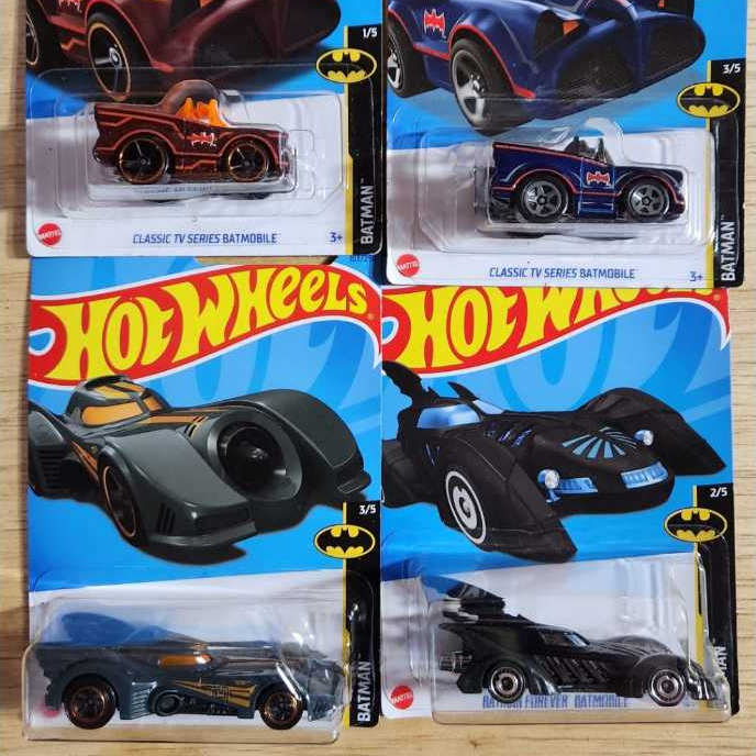 EXCLUSIVO Carrinho Hot Wheels - DC Comics - Batman - Batmóvel Clássico da  Série de TV - Mattel