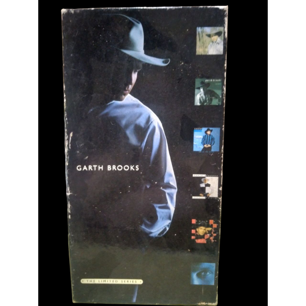 Garth Brooks: The Limited Series (Book and 6 CD's): Brooks, Garth: Books 