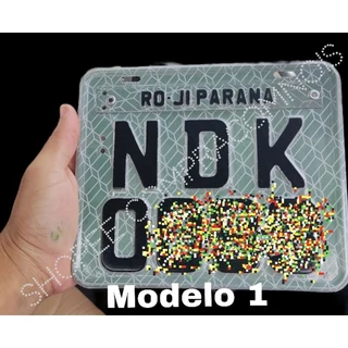 placa modelo de moto alumínio alto relevo original qualidade top