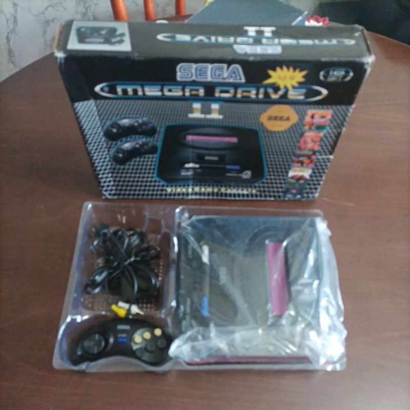 Mega drive 2 Analógico 368 jogos na memória com caixa