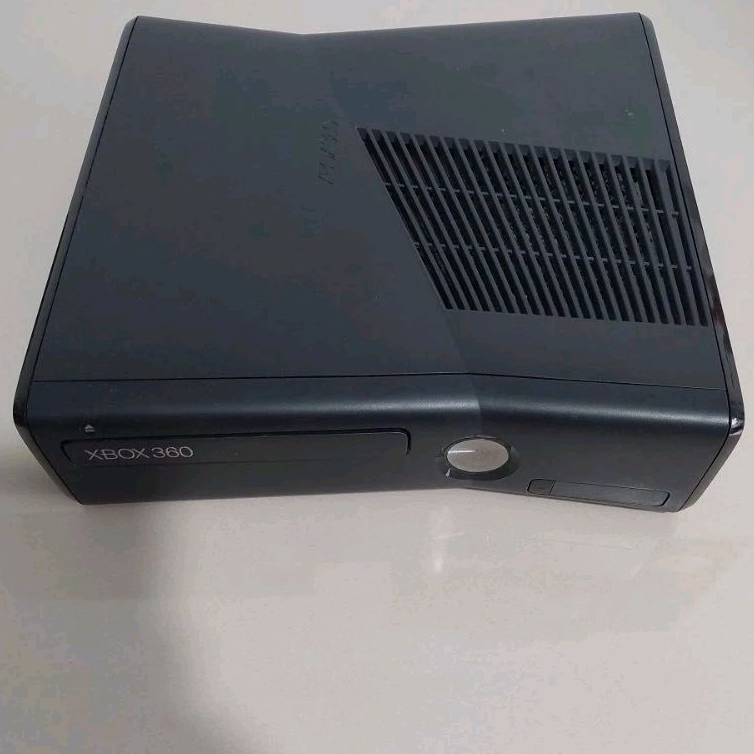 Xbox 360 não funciona, para peças