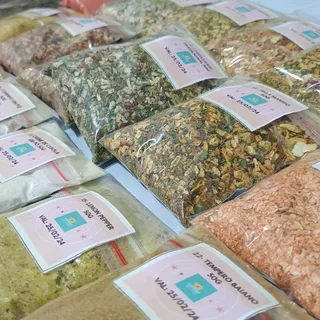 Kit 10 Temperos 50g cada totalizando 500g. Monte seu Kit 30 opções