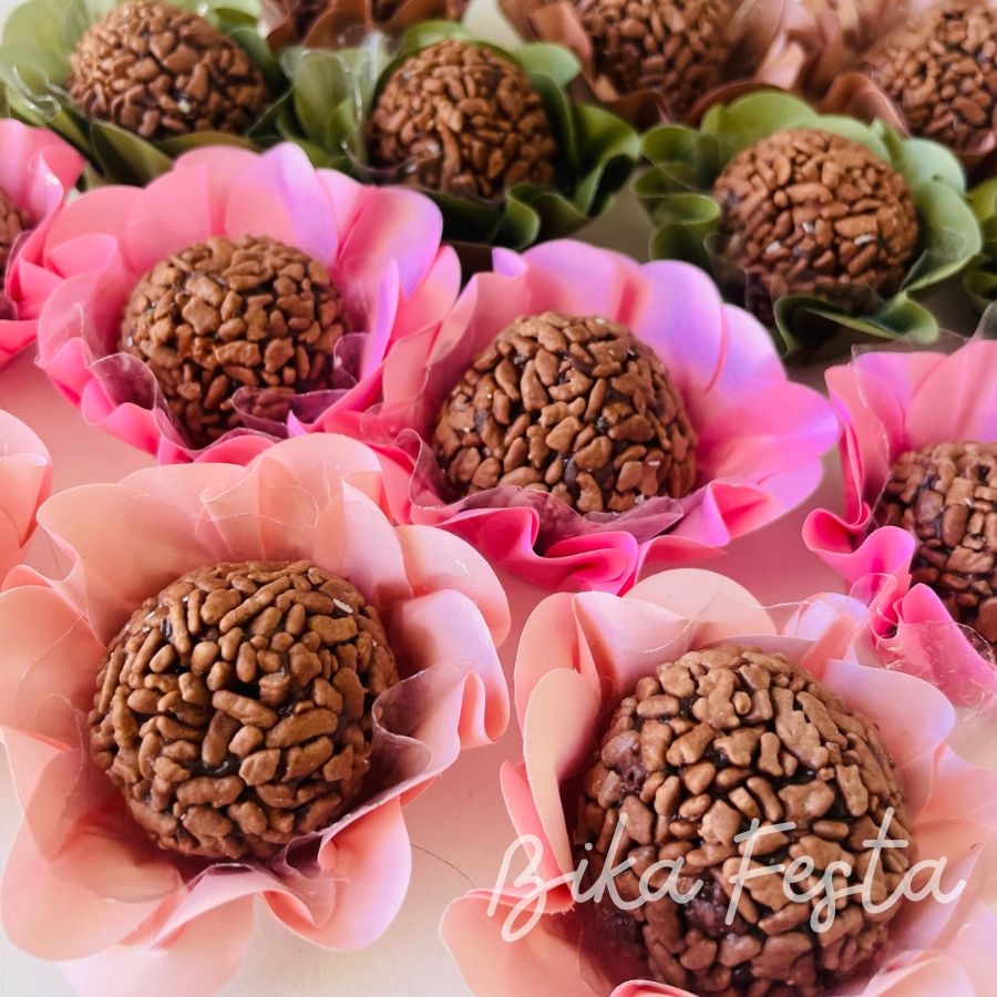 80 Forminhas de Doces Finos Brigadeiro Flor Casamento Festa Docinhos ...