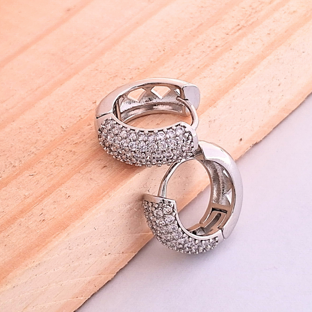 Brinco Masculino Argola Cravejada Neymar Zircônia Brilhante Prata