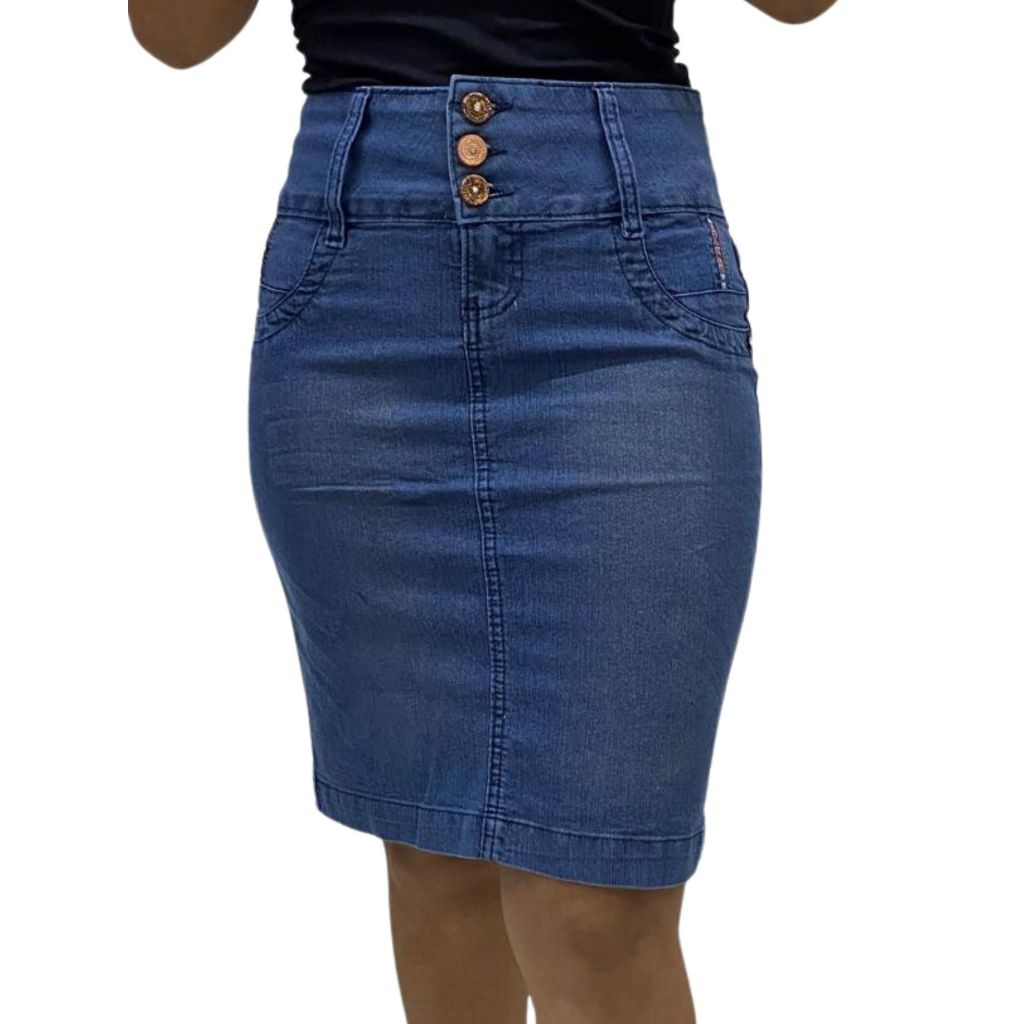 Saia media com detalhe no bolso e cós largo