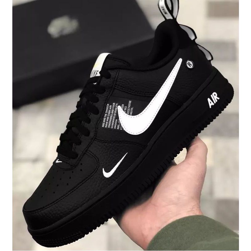 Sapato preto sale da nike