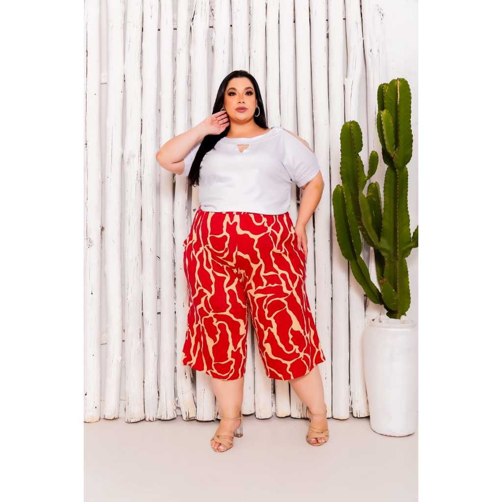 Calça pantacourt listrada plus sales size