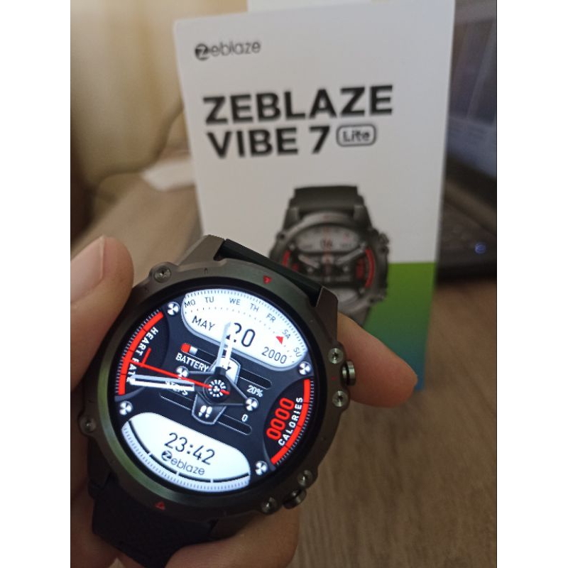 Zeblaze Vibe 7 lite. Ótima bateria, prova d'agua 3atm, Sensores precisos.