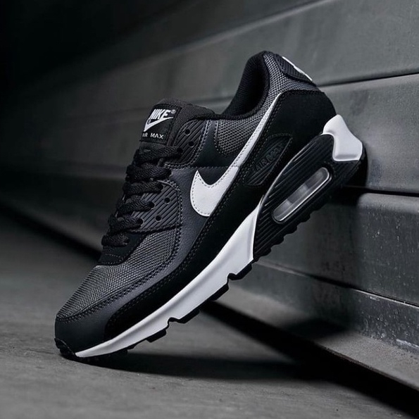 Nike air max 90 essential preto clearance e branco