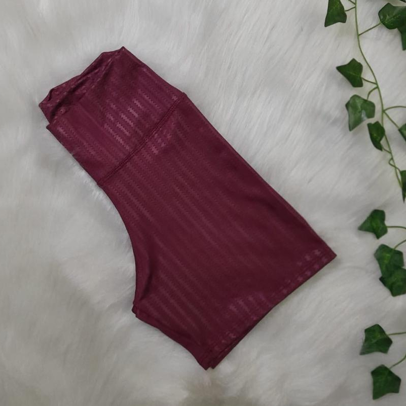 Short Cirre 3D Meia Coxa Brilhoso Fitness Cós Duplo Treino Academia
