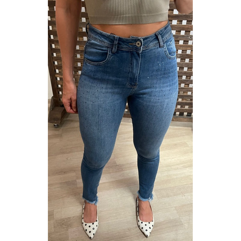 Calça legging canelada em alto brilho