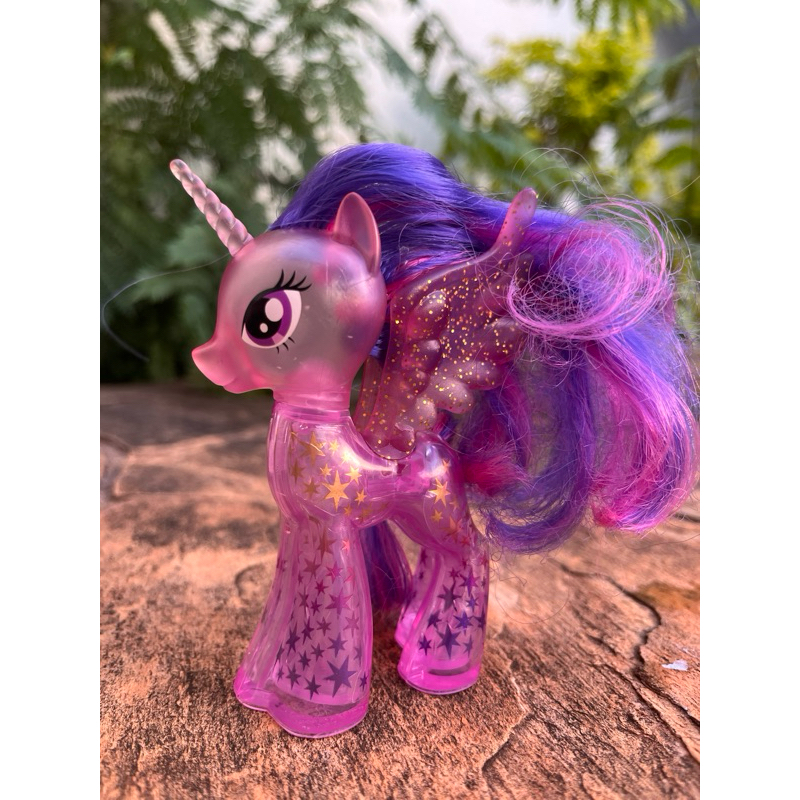 My Little Pony Subindo o Castelo Shimmer - Hasbro
