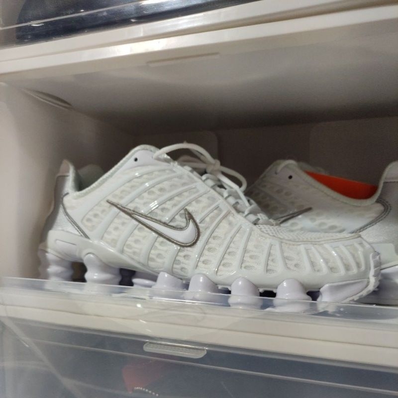 Nike shox tl store triple white