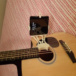 Suporte de celular para violão