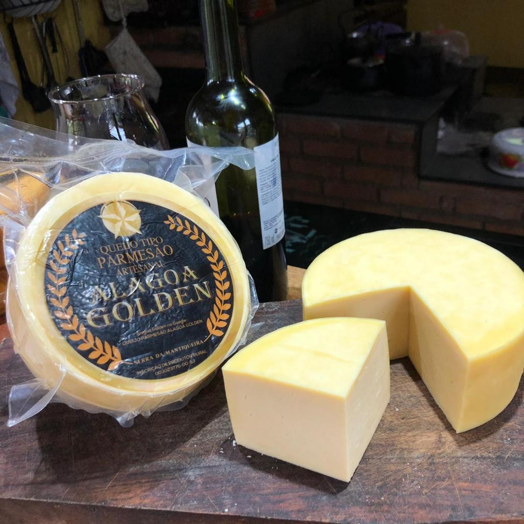 Queijo Artesanal Tradicional Alagoa Golden 900gr