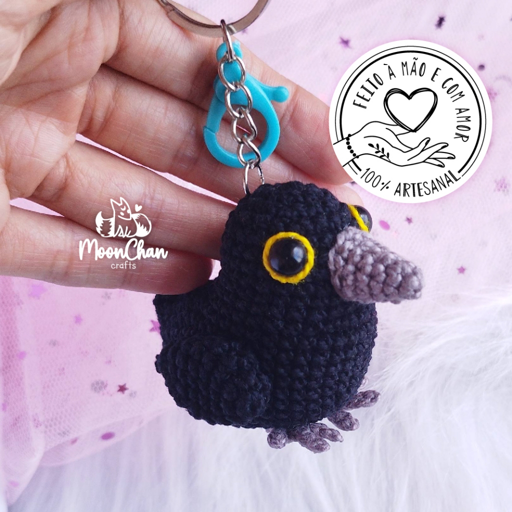Chaveiro Corvo Passarinho Pelúcia em Amigurumi Crochê