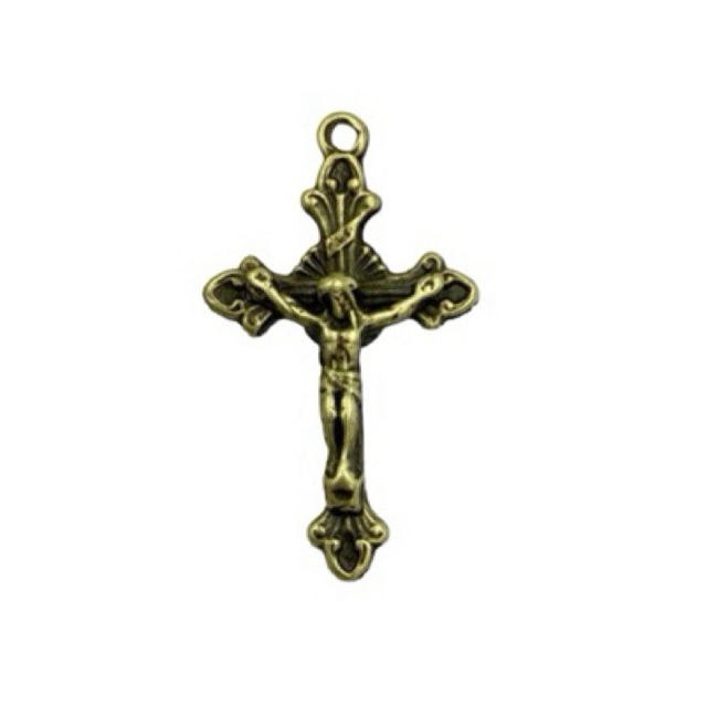 50 Crucifixos P/montagem De Terços E Bijouterias Em Geral