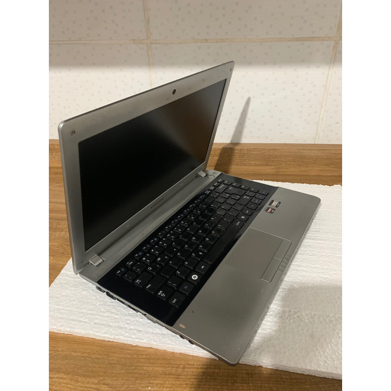 NOTEBOOK COM DEFEITO MODELO SAMSUNG RV 415.