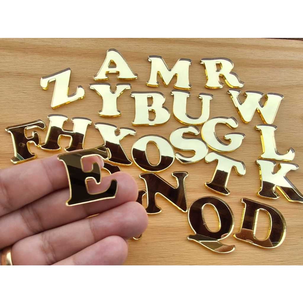 Letras em Acrílico Espelhado Dourado 2,5CM -10 Unidades | Shopee Brasil