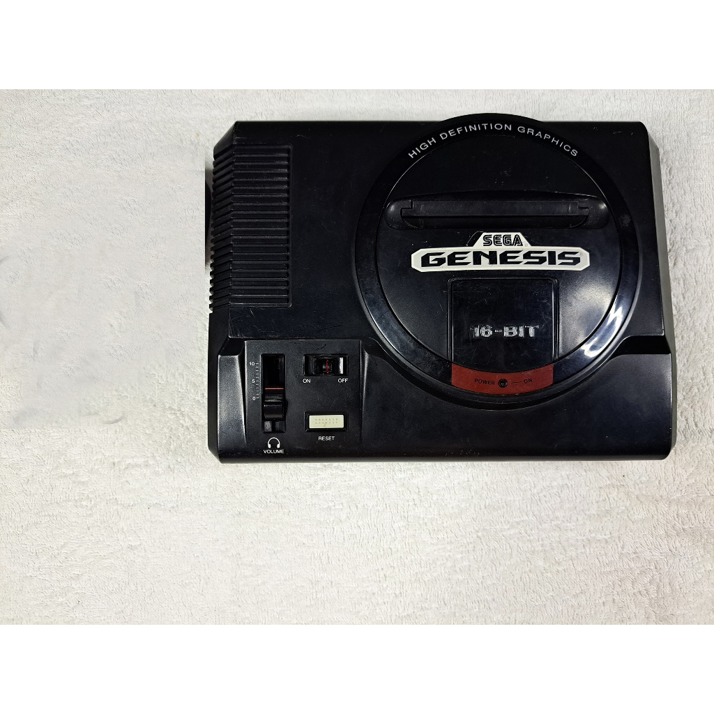 Megadrive A Vendre Console SEGA MegaDrive 2 MD Modèle HAA-2502 16 Bits Noir - Occasion Japon, Sans Boîte Console 16 Bits Occasion