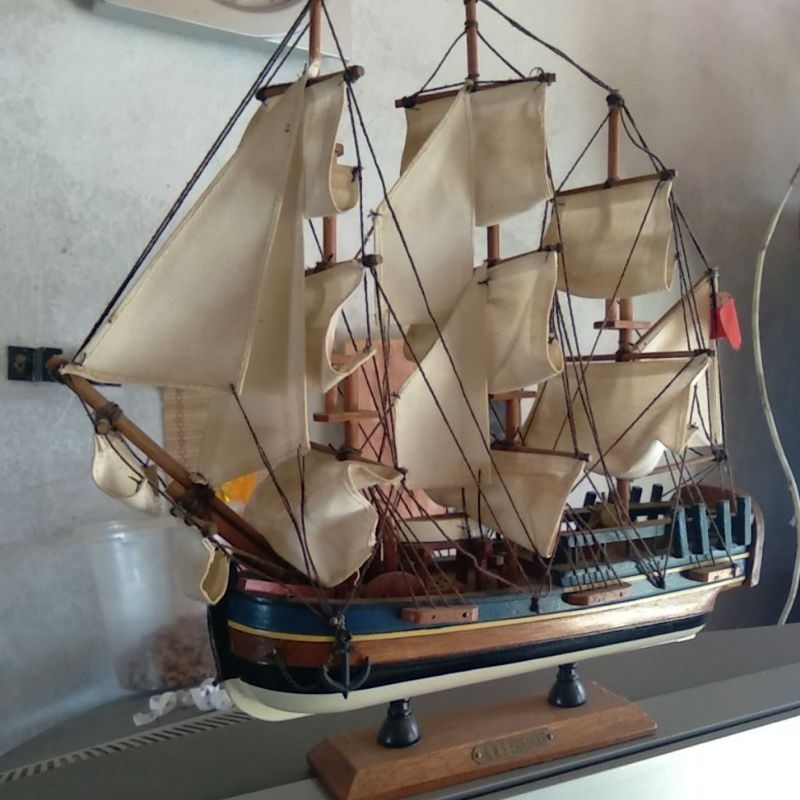 barco de madeira decorativo valor 200