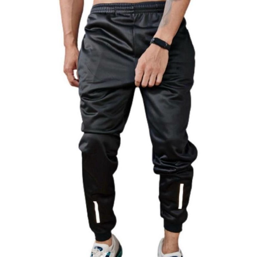 Como usar calça jogger masculina: 10 visuais com a trend