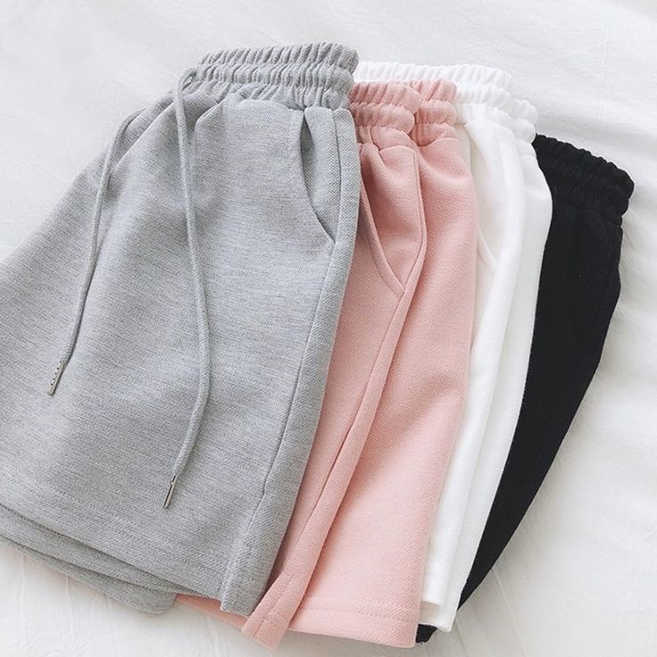 KIT 2 short moletom feminino com bolso Short curto malha algodão tendência