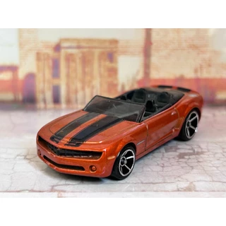 ミニカー Hot Wheels Camaro Convertible Concept 50 2008 Hot Wheels New Models White Camaro Convertible Concept