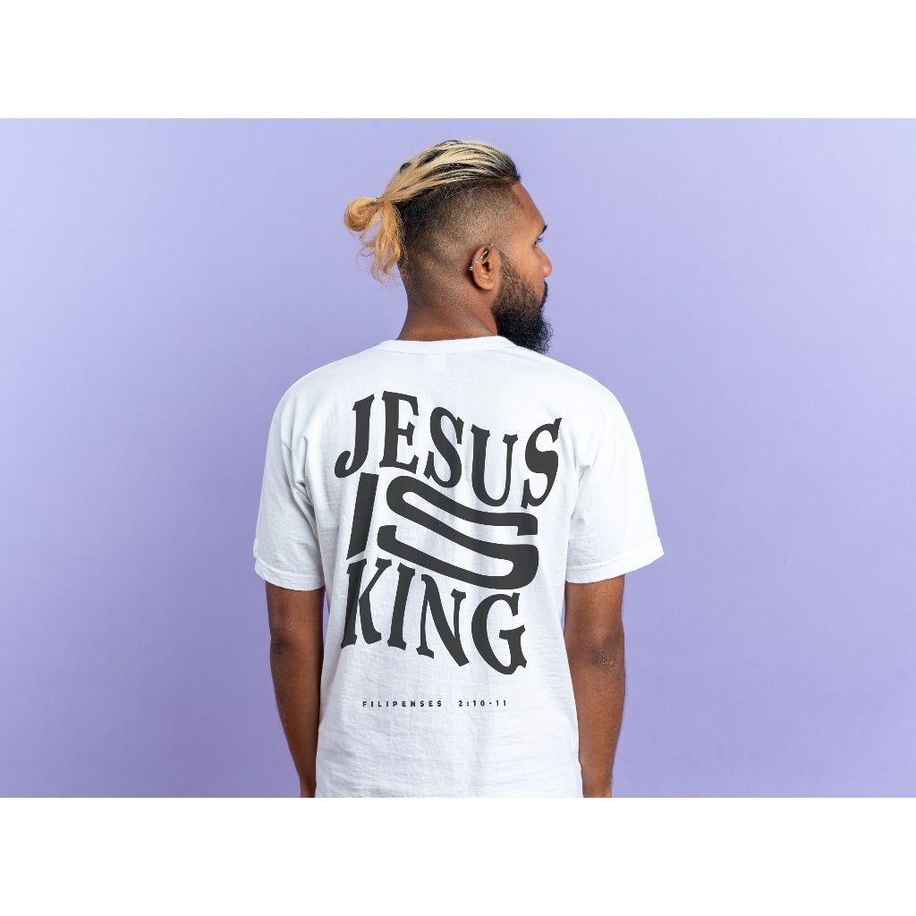 Camiseta Masculina Gospel Jesus is King 100% Algodão Frente e costas estampadas do M ao G1