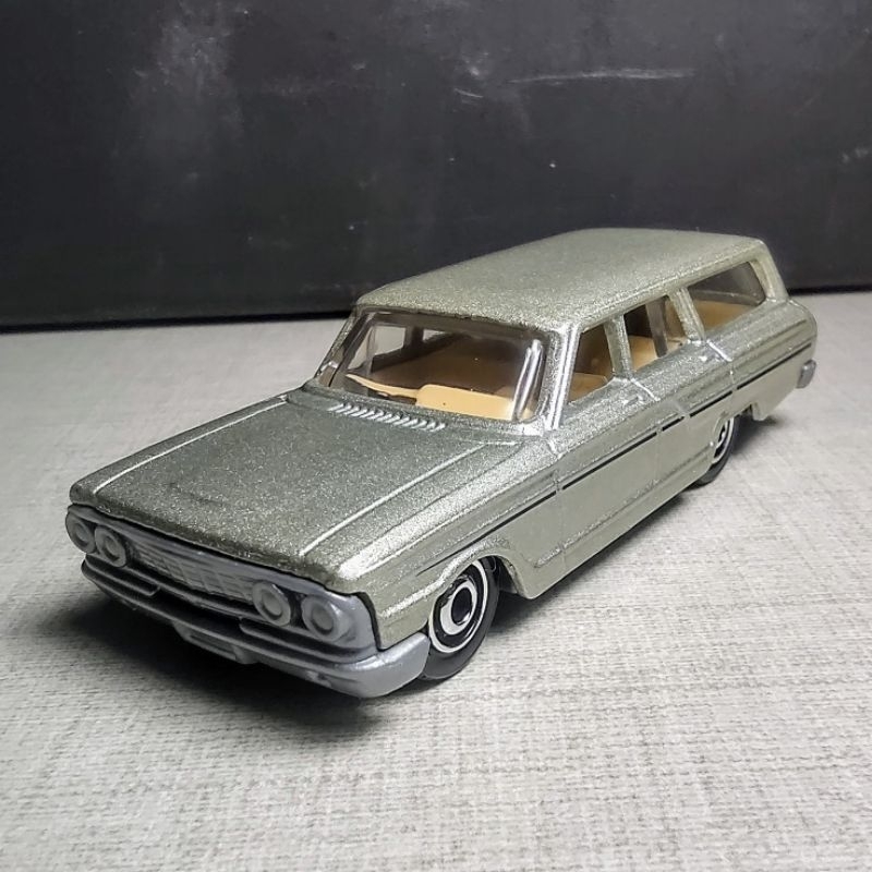Matchbox Ford Fairlane Wagon 1964 de pack