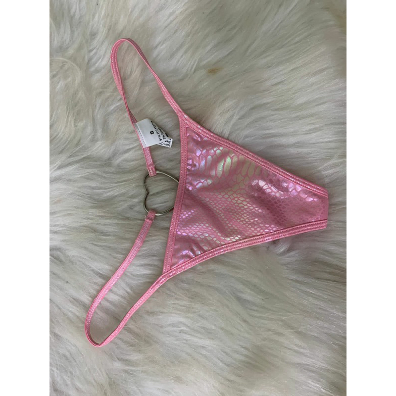calcinha rosa fio dental usada
