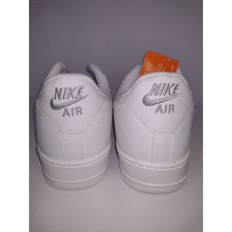 tênis Air force 1 branco Nike estilo lendário com sofisticação numeração 41