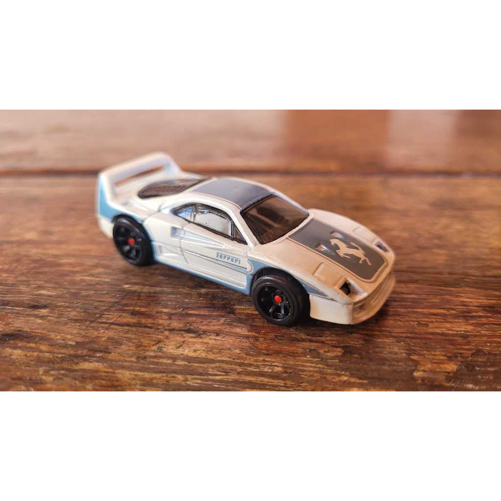 Hot Wheels - Ferrari F40 Branco - Ferrari Racer 2007 (Fora da