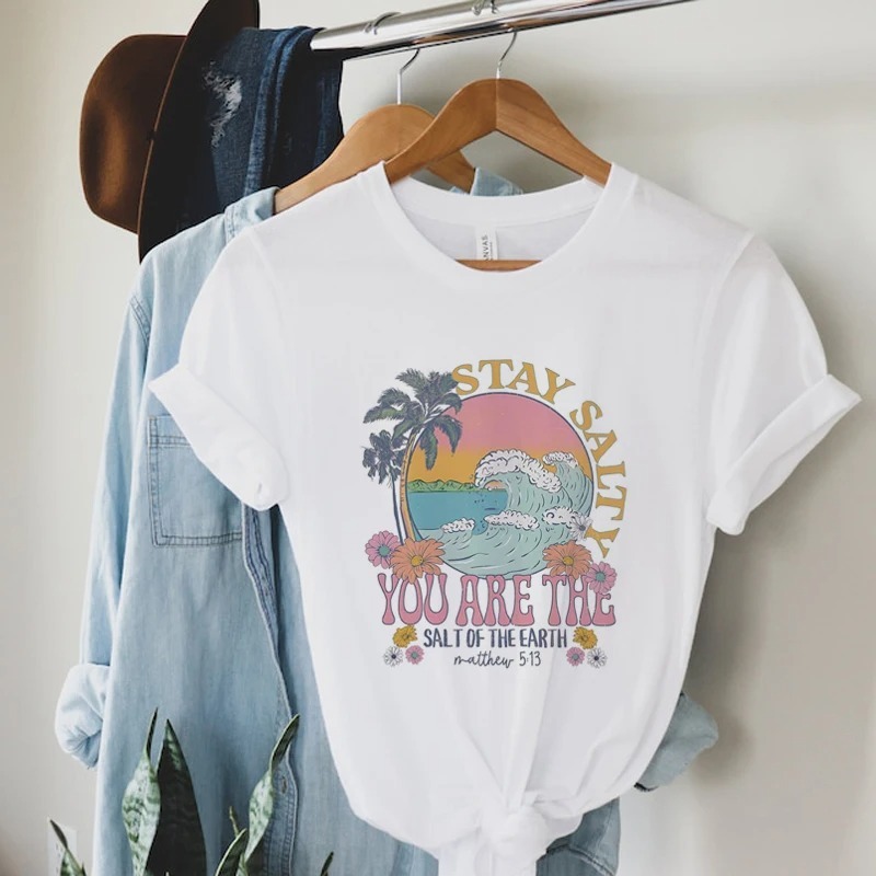 Camiseta Básica Algodão Feminina Stay Salty Sea Waves