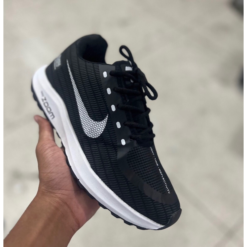 Tênis Masculino Nike Zoom Para Caminhada & Corrida