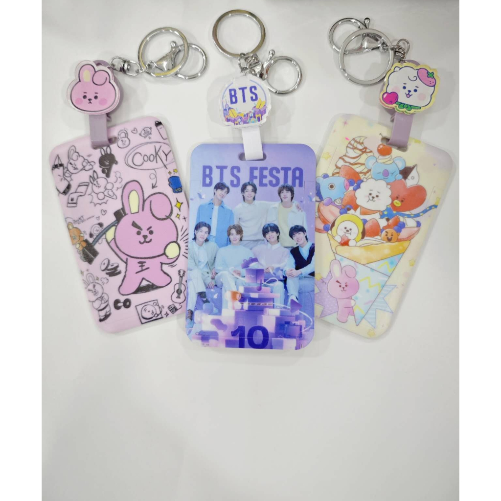 Chaveiro com Cordão e Porta Crachá BTS | Shopee Brasil