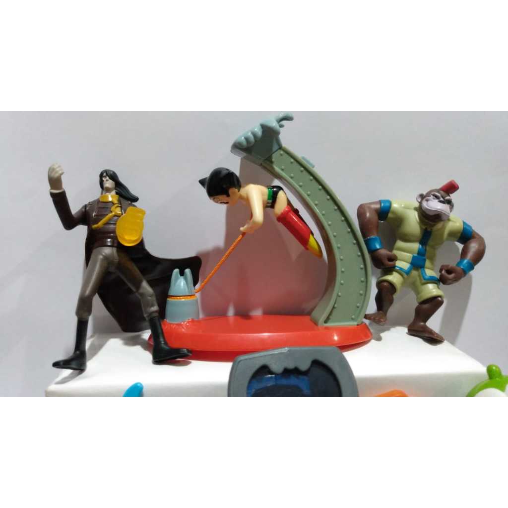 置物 LEIA ANÚNCIO - Brinquedos Coleção McDonald's Mutante Rex Cut the