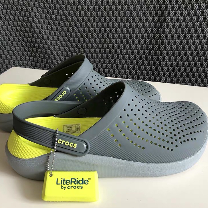 Sandália Crocs LiteRide / Chinelo Authentic (33-45) (Babuche Ygate) PROMOÇÃO IMPERDIVEL