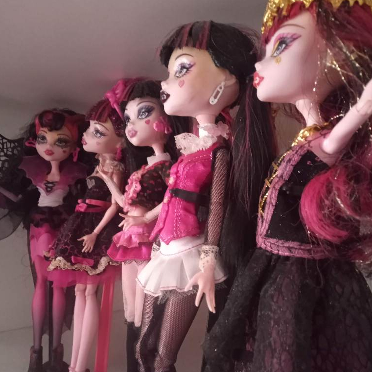 Monster High Draculaura Várias Versões Antigas
