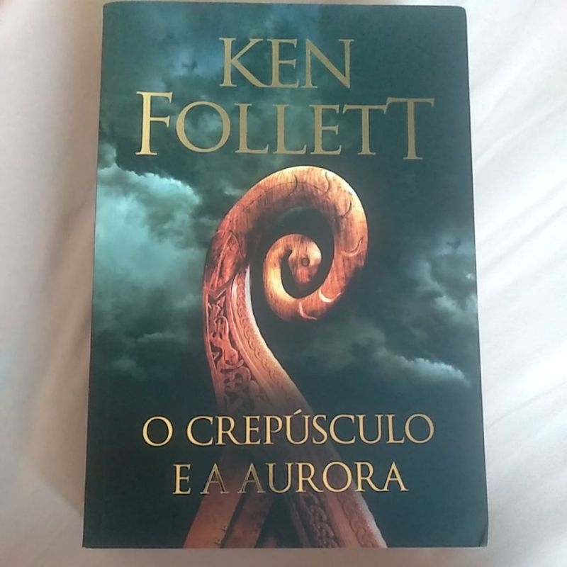 livro O crepúsculo e a aurora - Ken Follett | Shopee Brasil