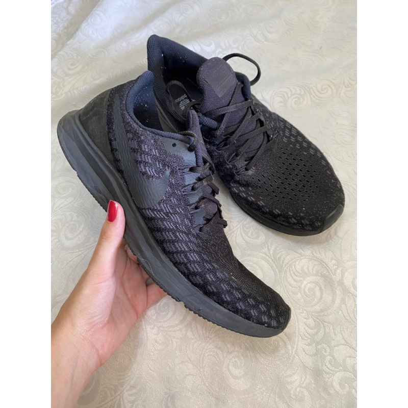 Pegasus best sale all black